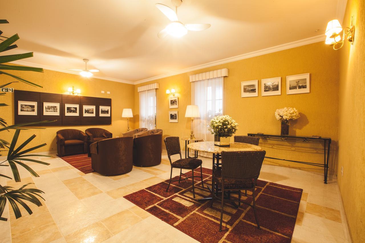 Curitiba Palace Estacao Hotel ภายนอก รูปภาพ